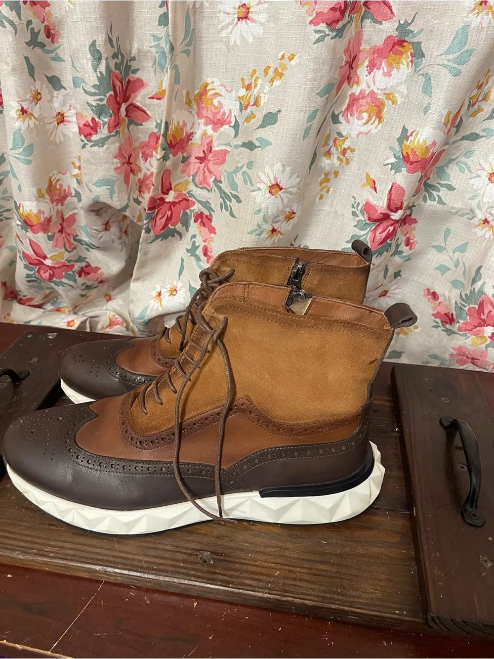 Vinci Two-Tone Brown Wingtip Hybrid Sneaker Boots – Size 44 (US Men's 11)
